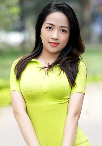 Gorgeous profiles pictures: Online  member Quynh huong(Bella) from Ho Chi Minh City