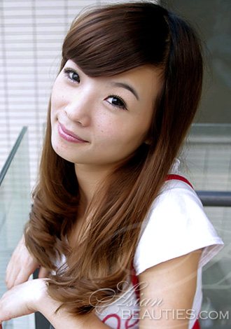 Welcome to our photo gallery! Take a look at beautiful Thai woman Pan
