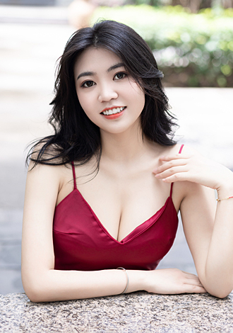 Gorgeous profiles pictures: Asian college member Zhiyun from Haikou