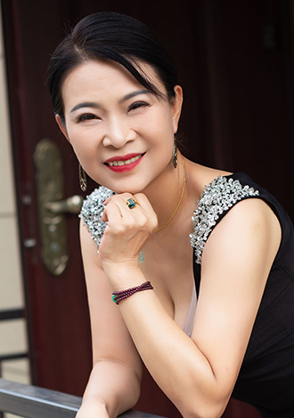 Date the member of your dreams: Asian photo profile Linlin from Beijing