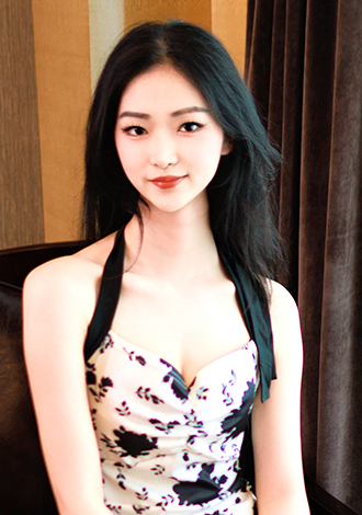 Gorgeous profiles only: Yuqing from Beijing, chat with Asian member